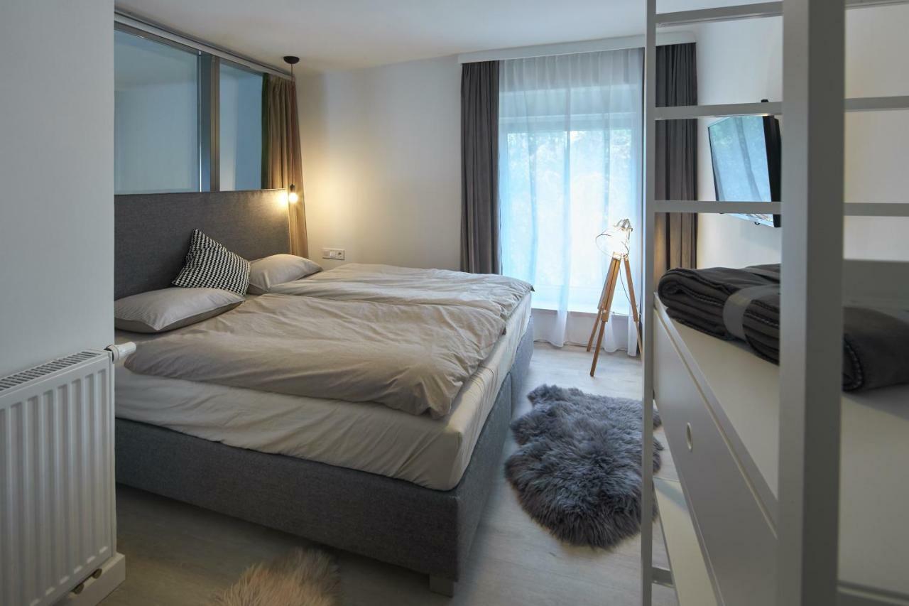 7Domb Apartman Komló Εξωτερικό φωτογραφία